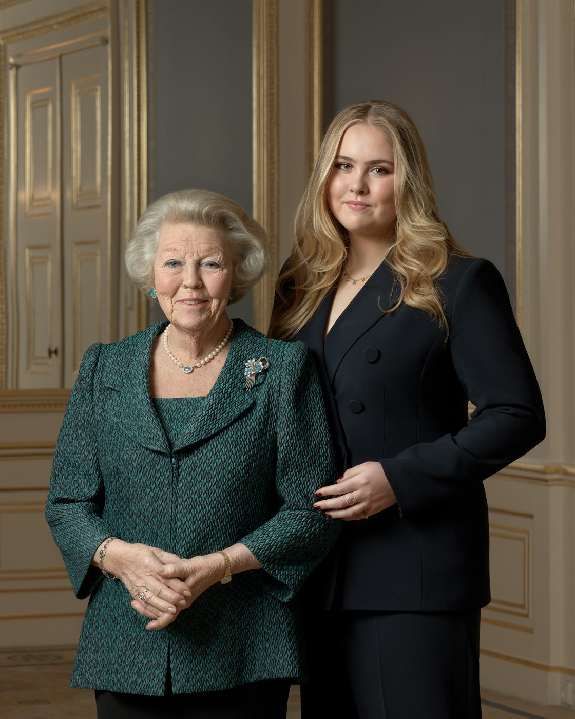Princess Beatrix and Princess Amalia, photo Gemmy Woud-Binnendijk
